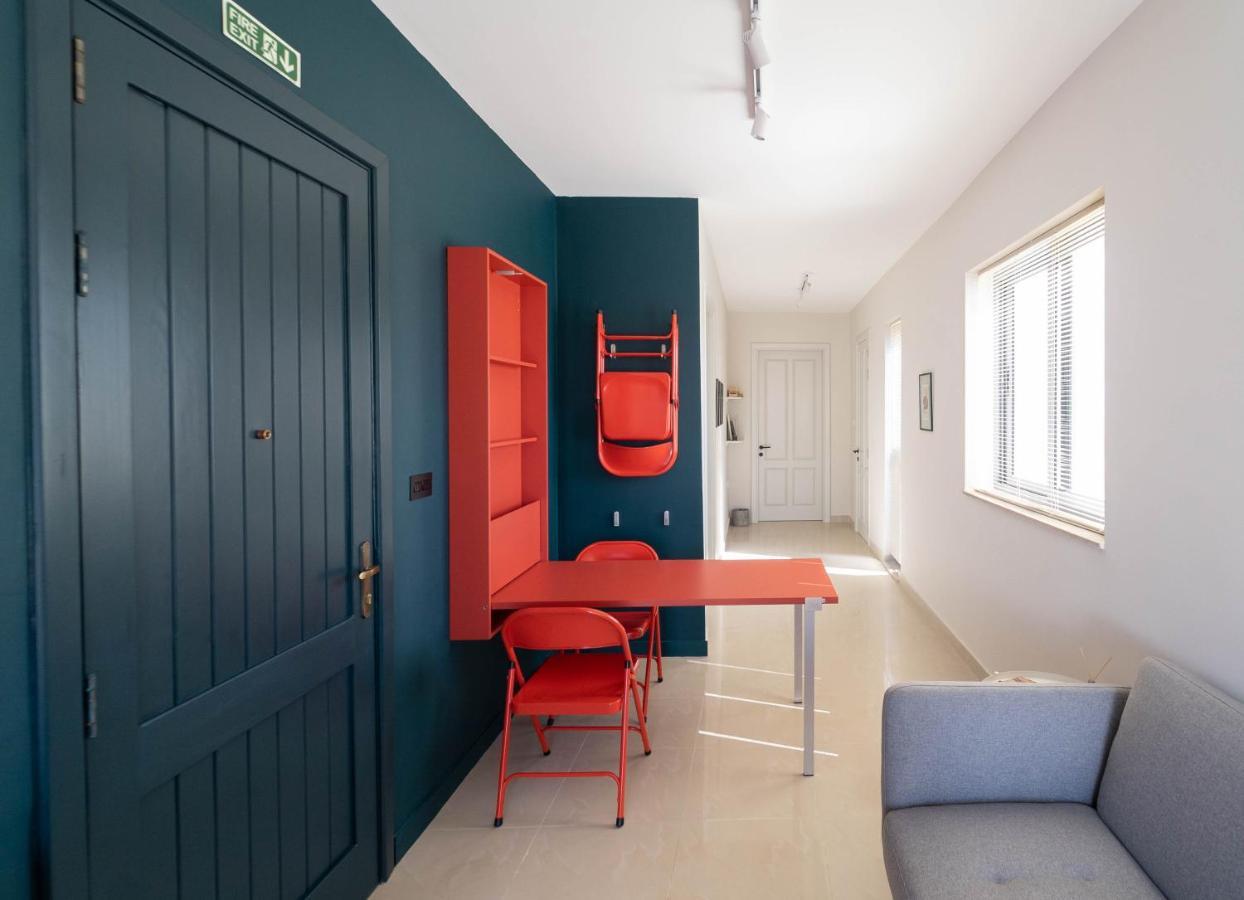 Cosy Designer Seaview Penthouse With Terrace & Bbq Apartamento St. Paul's Bay Exterior foto